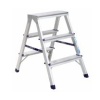 Стремянка двухсторонняя Alumet AD7203, алюминиевая, 2 x 3 ступени, 0,68 м